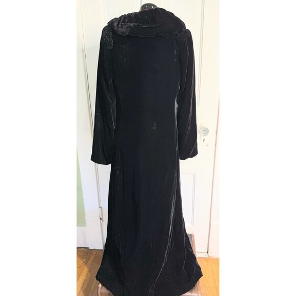 Antique 1920s Silky Velvet Black Opera Coat/Robe Puffed Collar/Sleeves - Picture 2 of 16